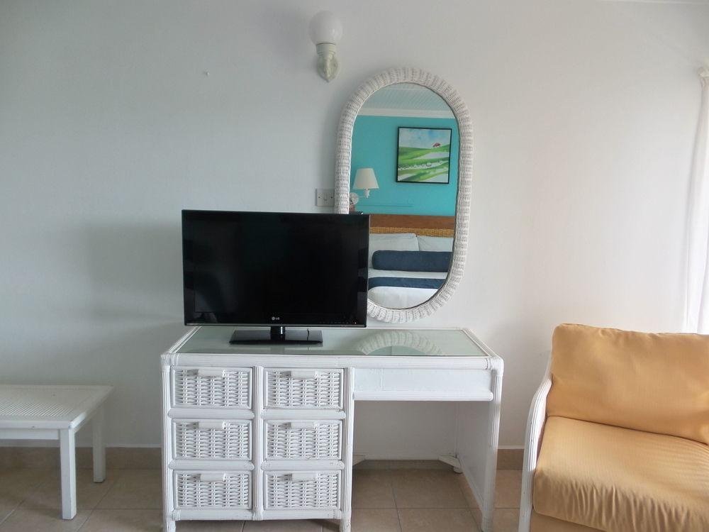 Flamboyant Hotel & Villas St. George's Bagian luar foto
