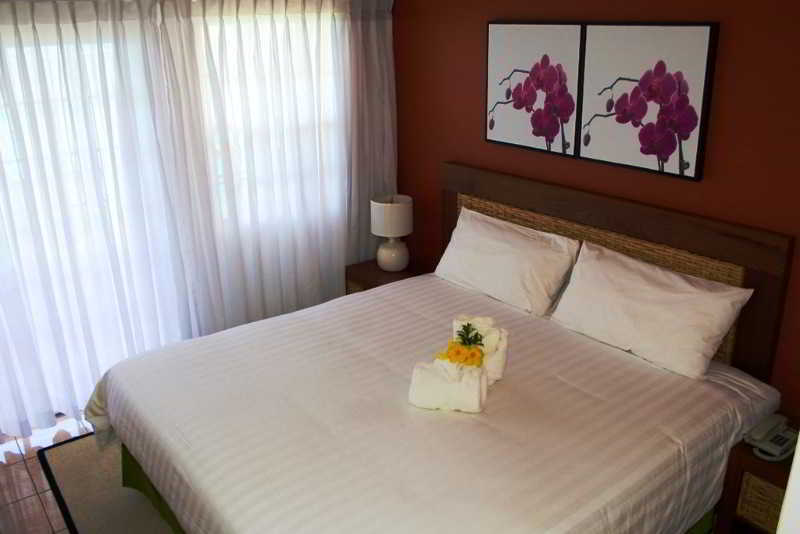 Flamboyant Hotel & Villas St. George's Bagian luar foto