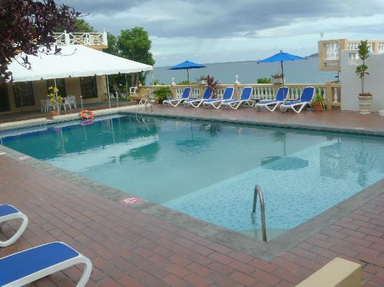 Flamboyant Hotel & Villas St. George's Bagian luar foto